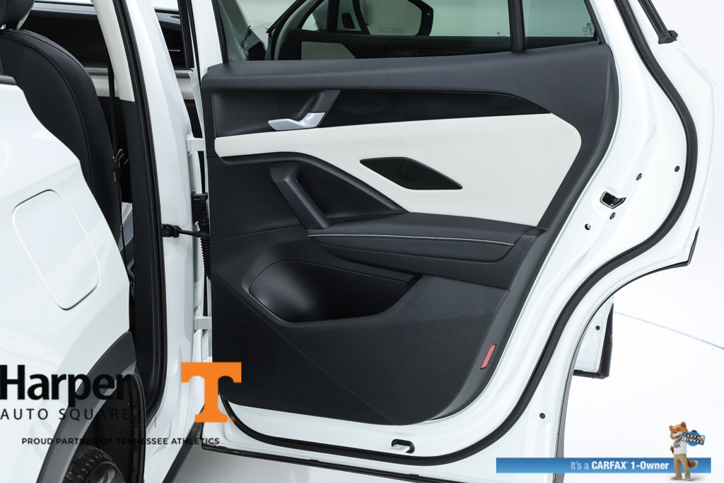 New 2025 Volkswagen Tiguan SE w/ Panoramic Sunroof Package AWD/4WD image 70