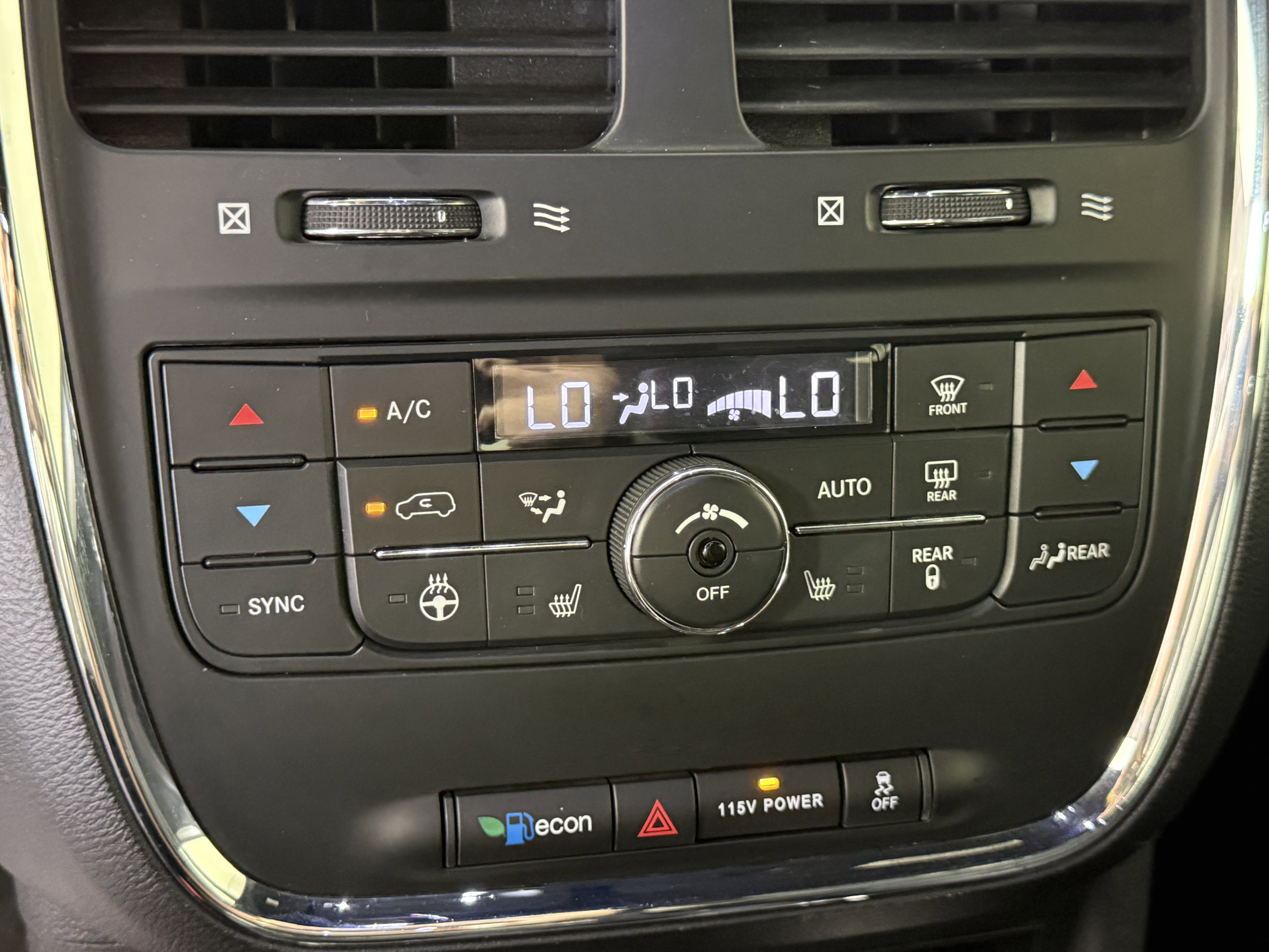 Used 2020 Dodge Grand Caravan GT image 21