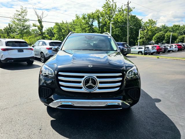 New 2026 Mercedes-Benz GLS 450 4MATIC video 2