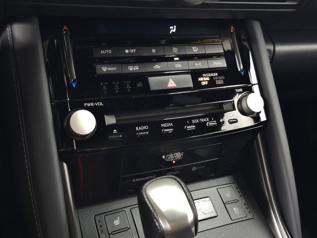 Used 2022 Lexus IS 500 RWD image 30