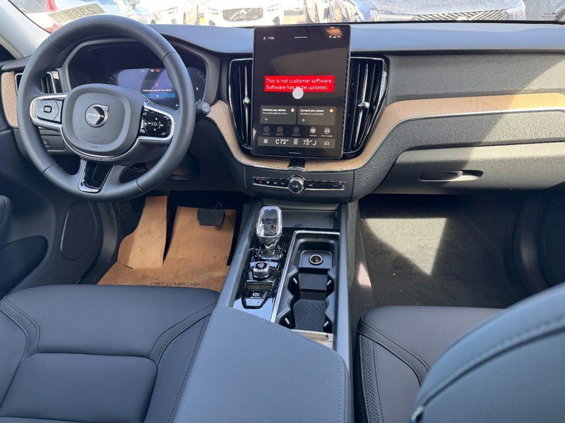 New 2026 Volvo XC60 B5 Plus w/ Protection Package Premier image 6