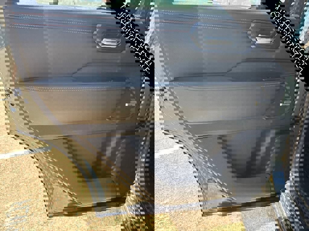 New 2025 Nissan Armada PRO-4X w/ Pro-4X Premium Package image 30