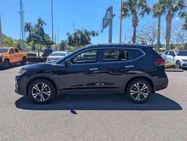 Used 2019 Nissan Rogue SV w/ Premium Package image 4
