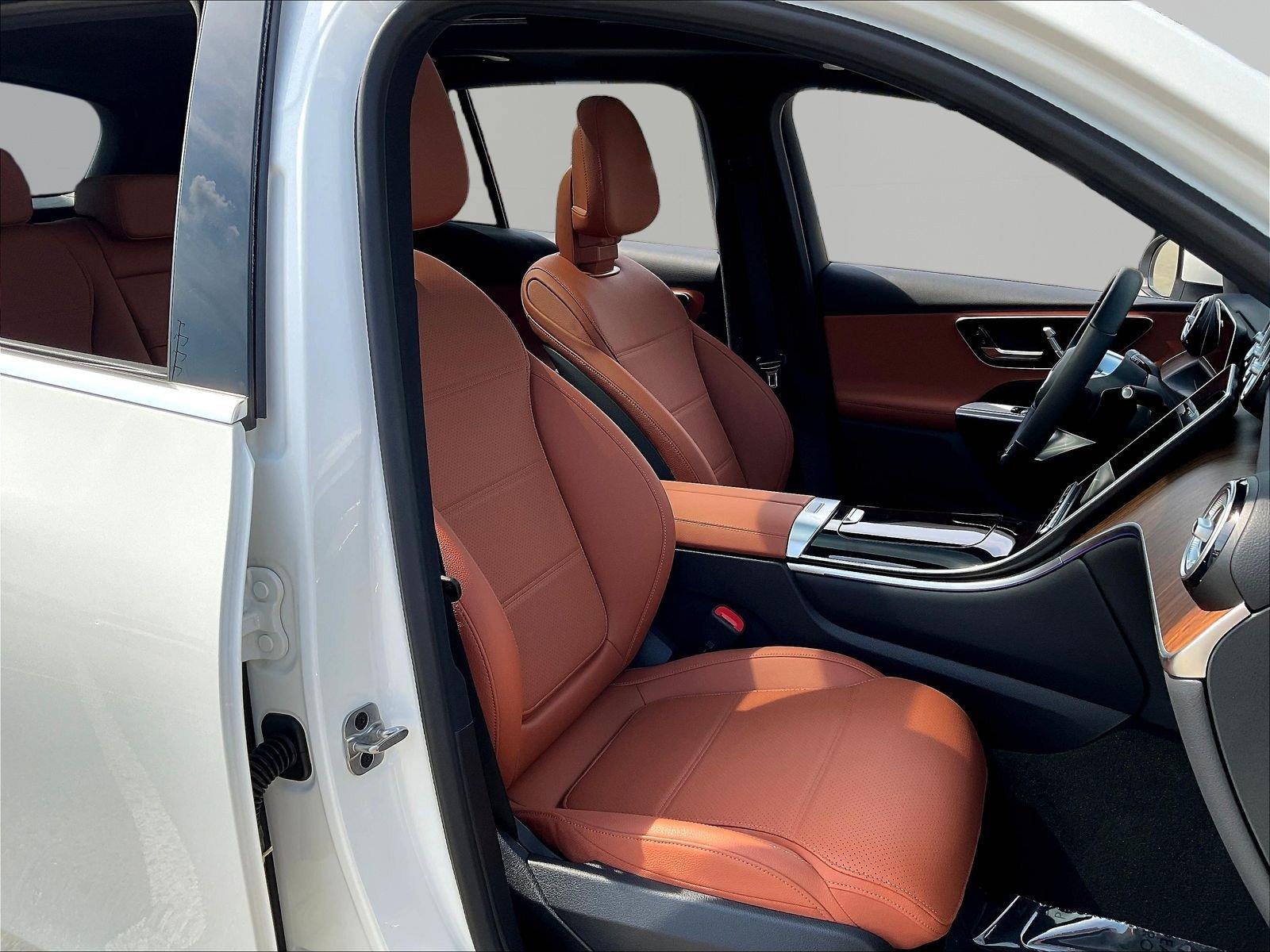 Certified 2026 Mercedes-Benz GLC 300 4MATIC image 29