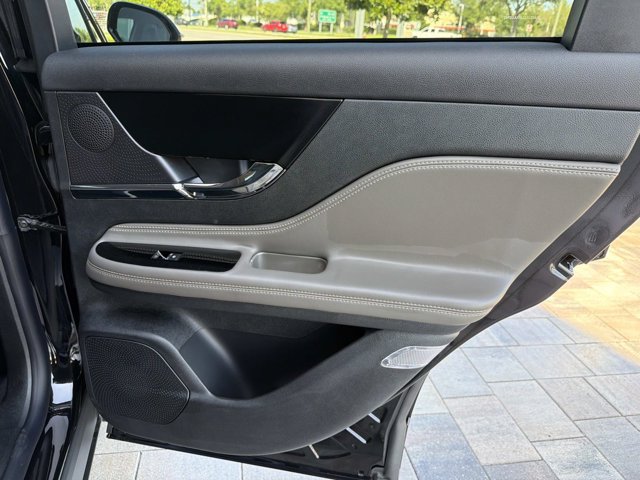 New 2026 Lincoln Corsair Premiere FWD image 20