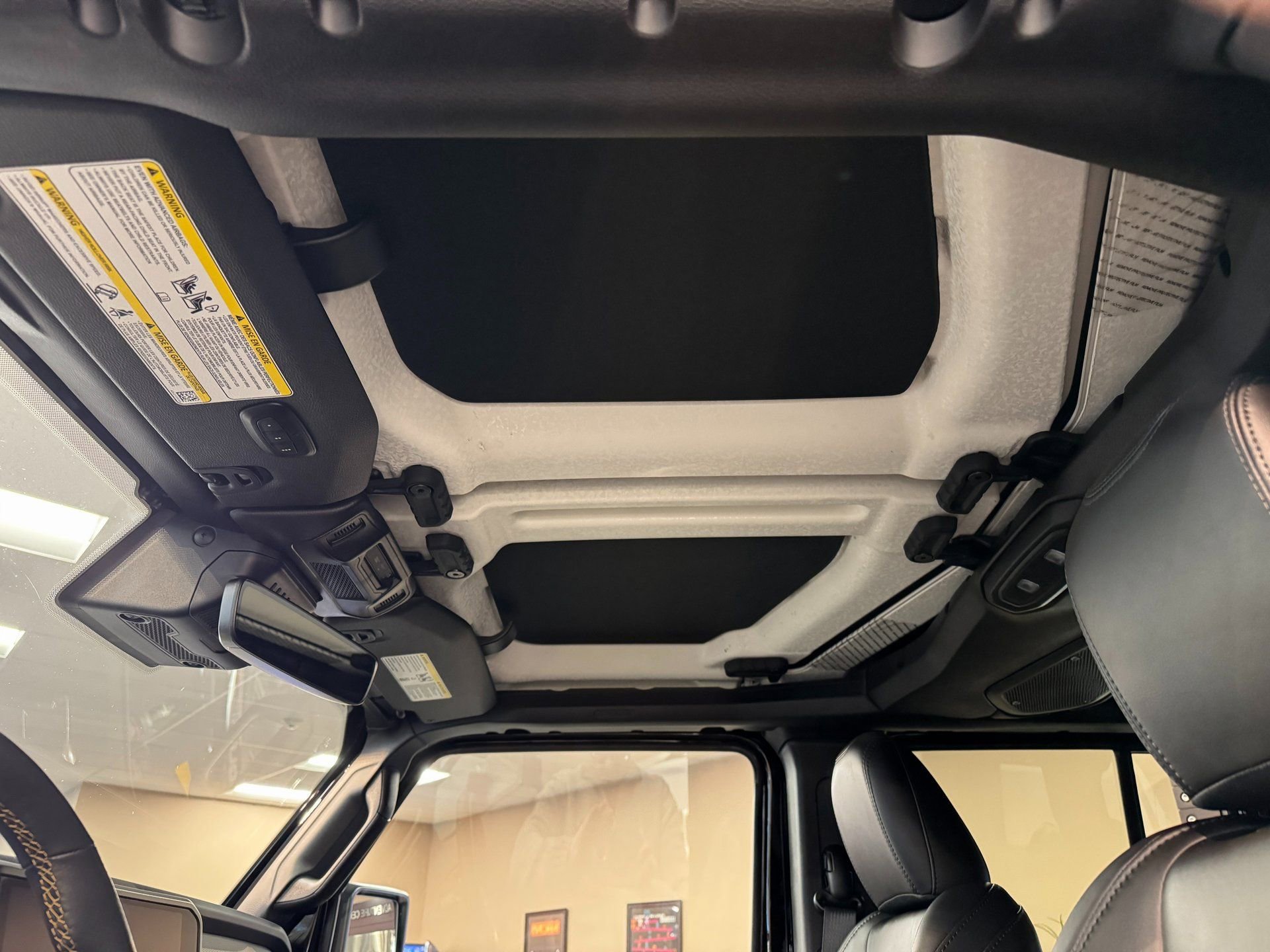 Used 2024 Jeep Wrangler Unlimited Rubicon 392 image 34