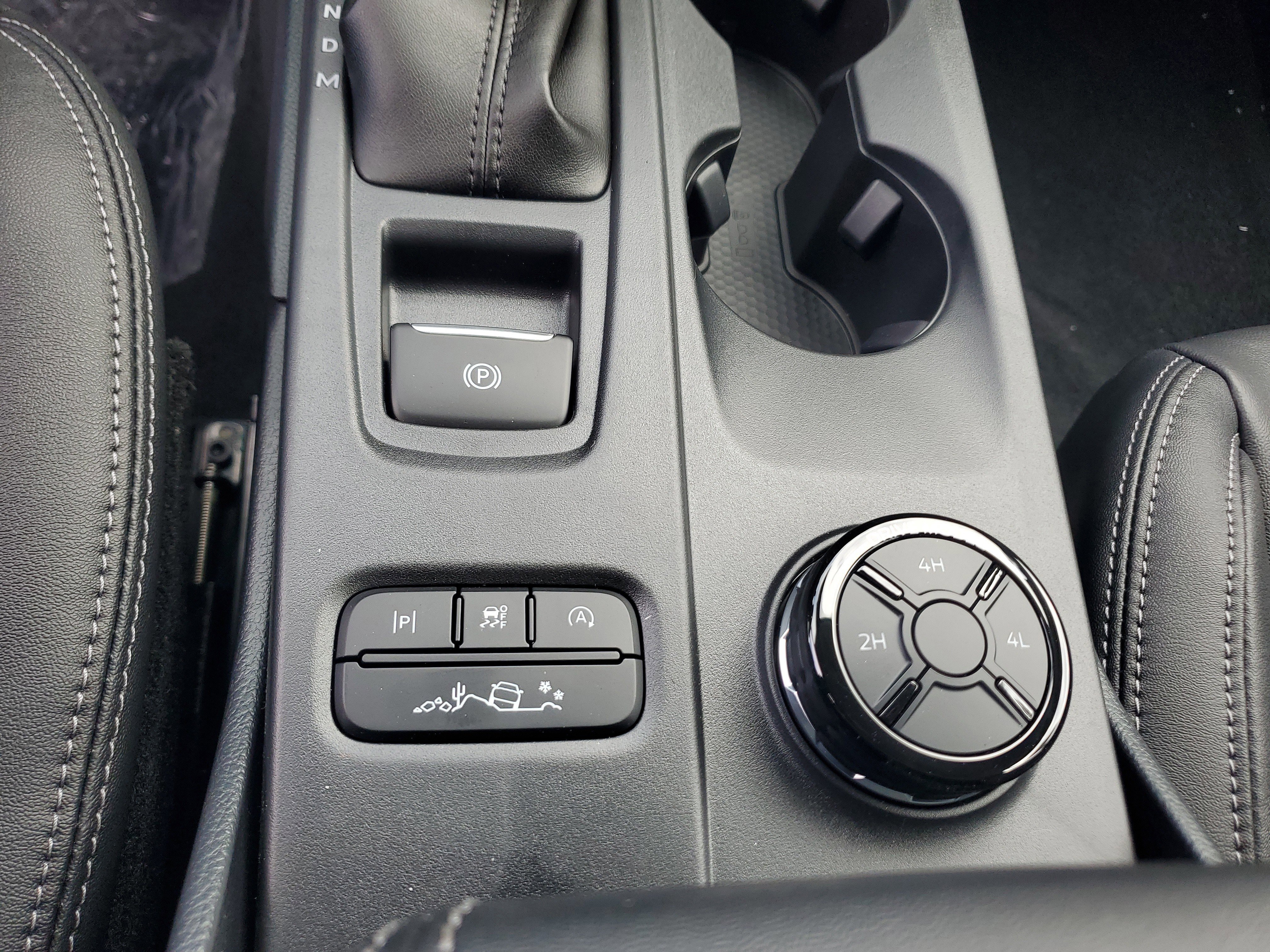 New 2025 Ford Ranger Lariat w/ FX4 Off-Road Package image 18