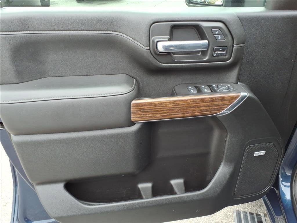 Used 2021 Chevrolet Silverado 3500 High Country image 15