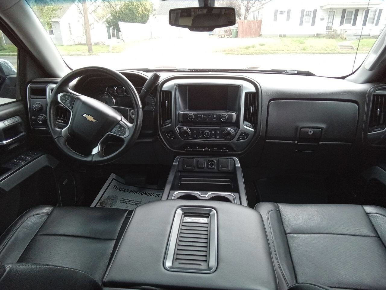 Used 2017 Chevrolet Silverado 1500 LTZ Z71 w/ LTZ Plus Package image 7