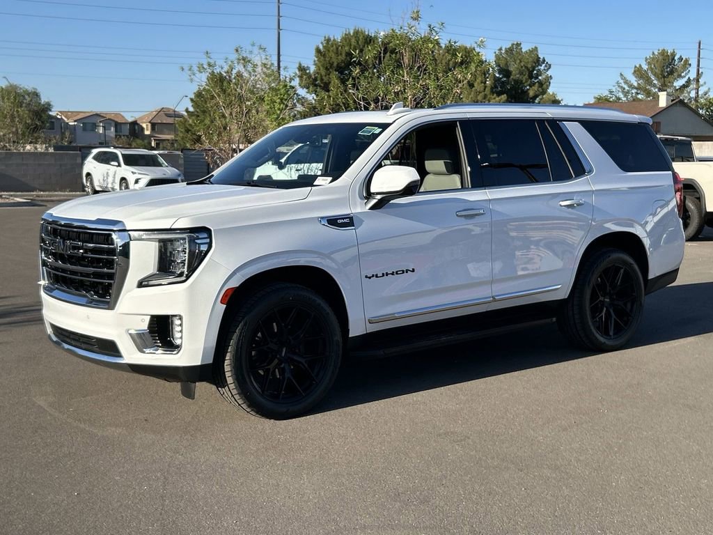 Used 2022 GMC Yukon SLT w/ SLT Premium Package