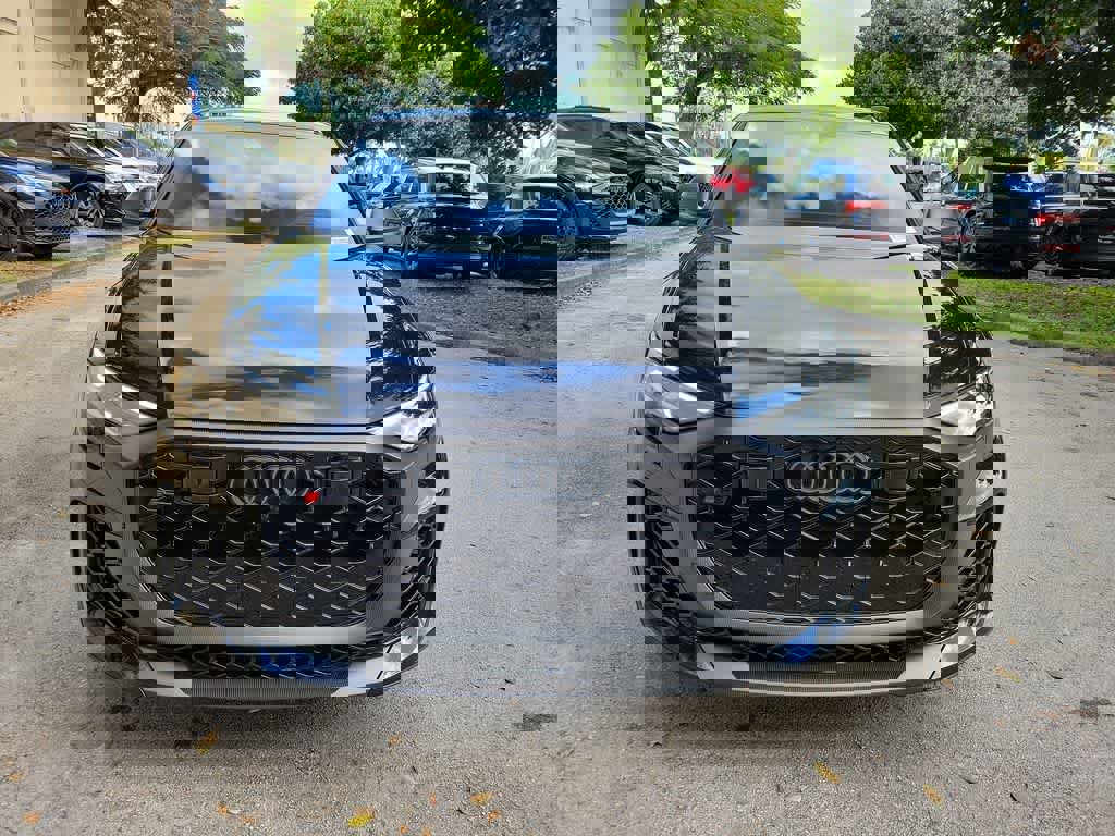 New 2026 Audi RS Q8 performance image 3