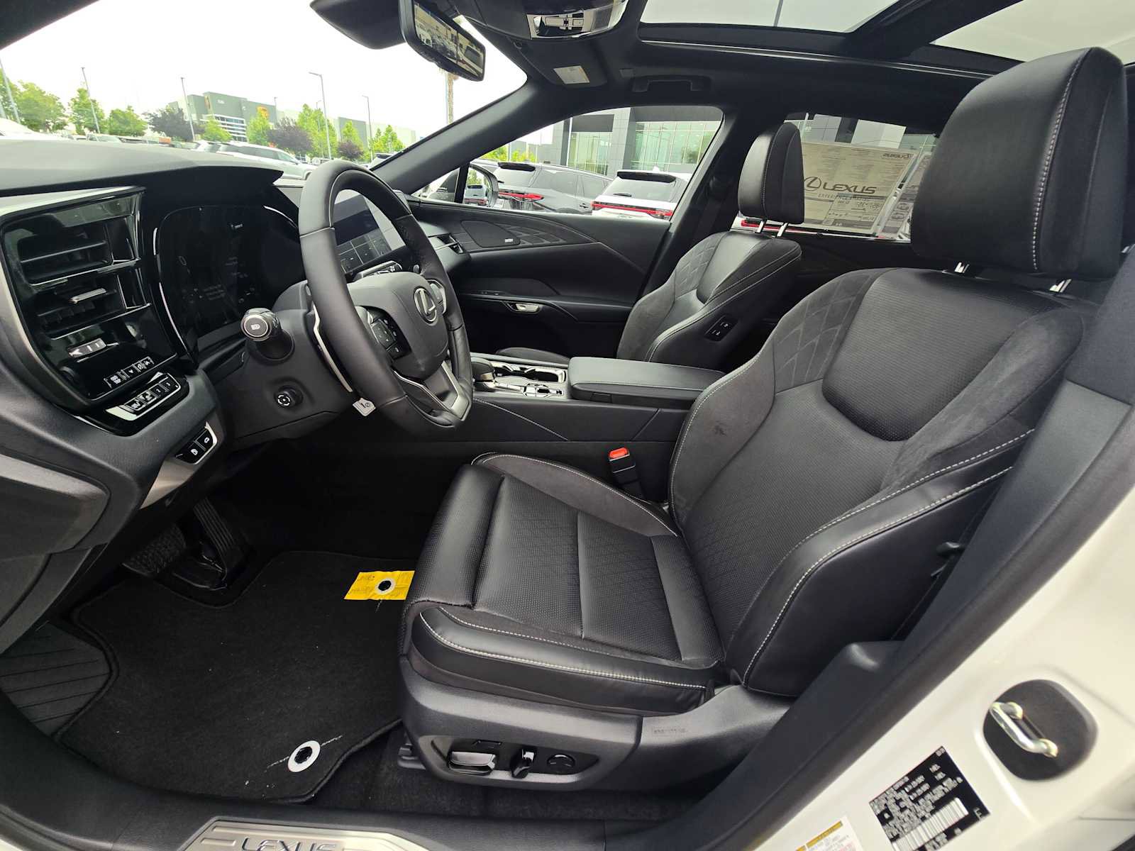 New 2026 Lexus RX 450h AWD image 23