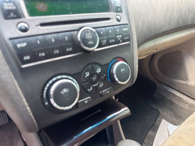 Used 2011 Nissan Altima 2.5 S w/ Convenience Pkg FWD image 13