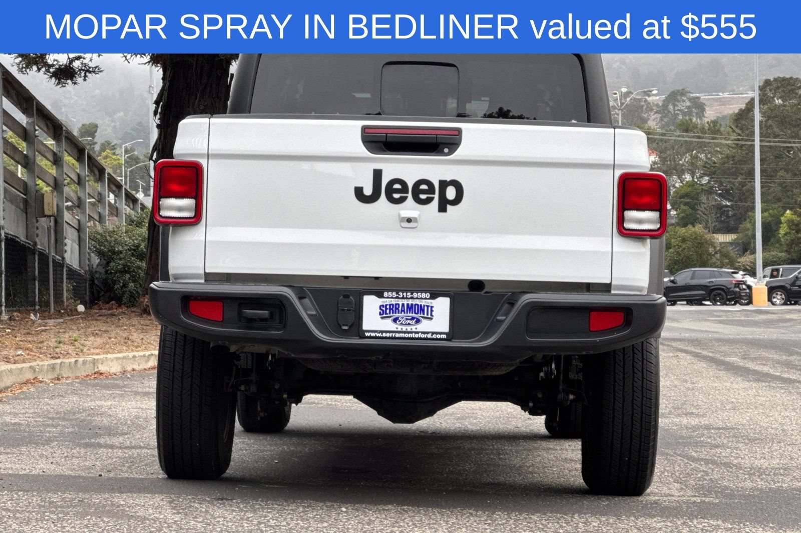 Used 2025 Jeep Gladiator Sport AWD/4WD image 7