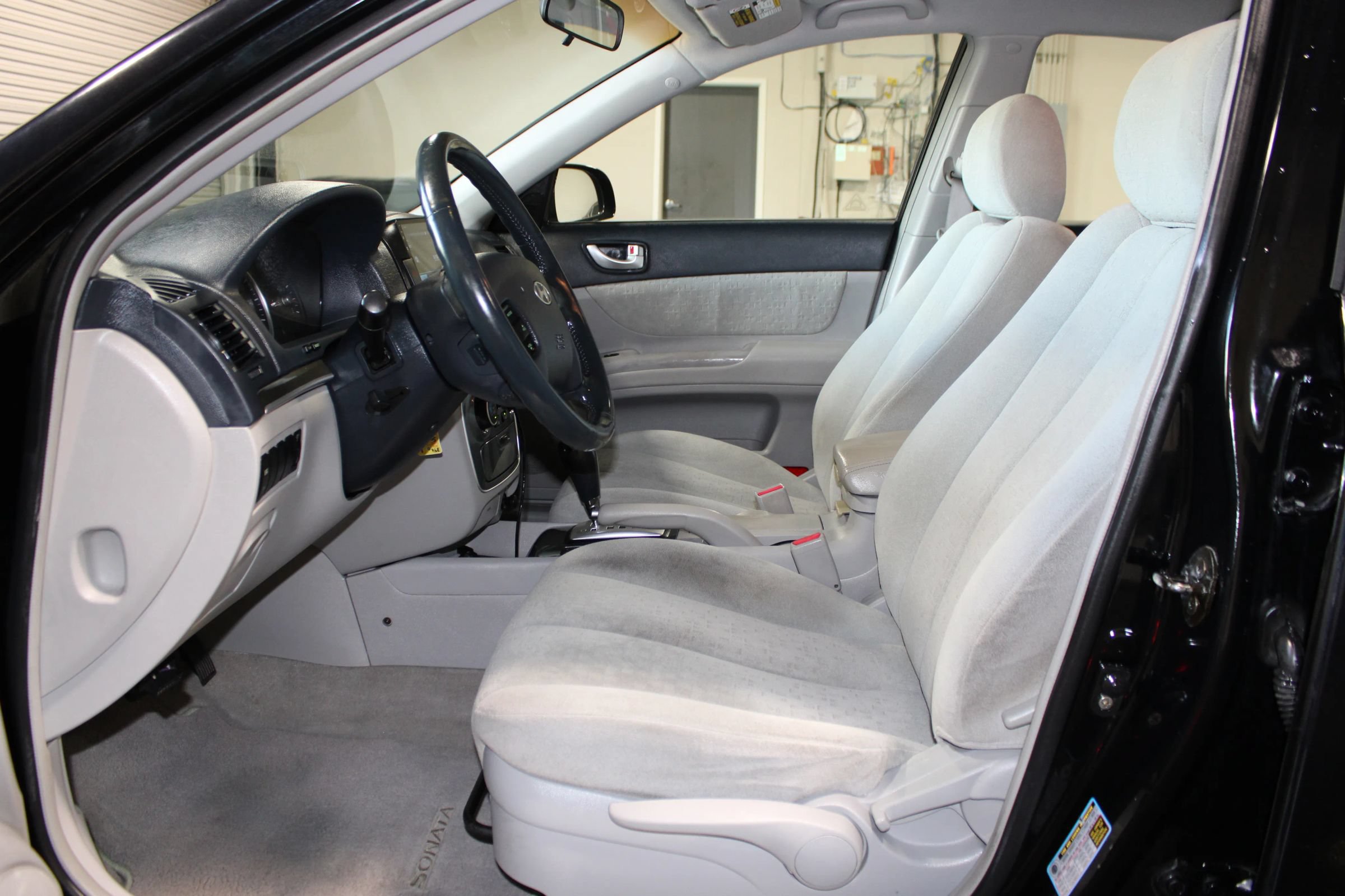Used 2006 Hyundai Sonata V6 FWD image 8