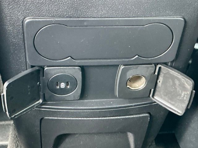 Used 2023 Ford Explorer XLT RWD image 18
