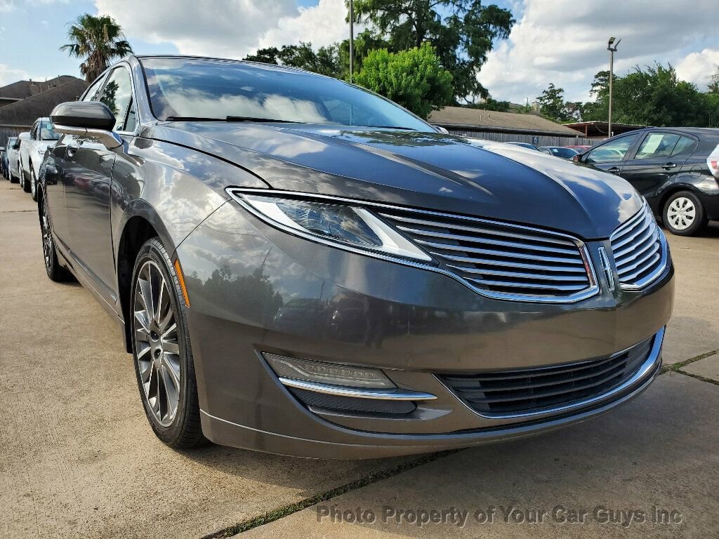 Used 2016 Lincoln MKZ w/ Equipment Group 300A Reserve FWD image 6
