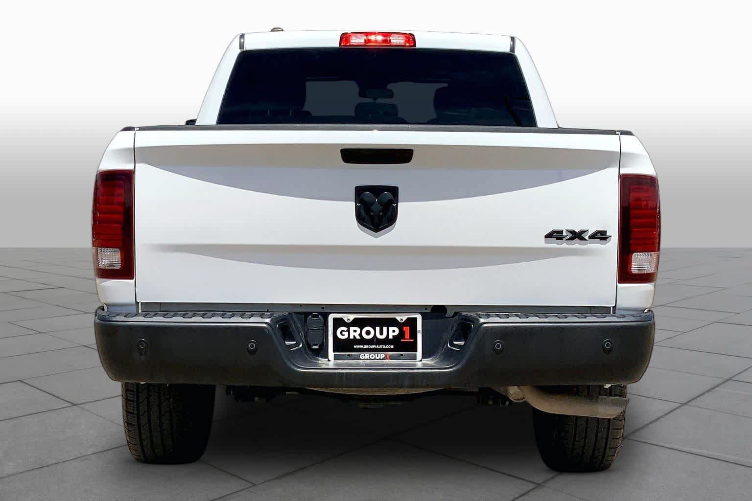 Used 2024 RAM 1500 Warlock AWD/4WD image 4
