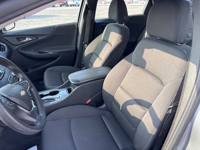 Used 2024 Chevrolet Malibu LT image 28