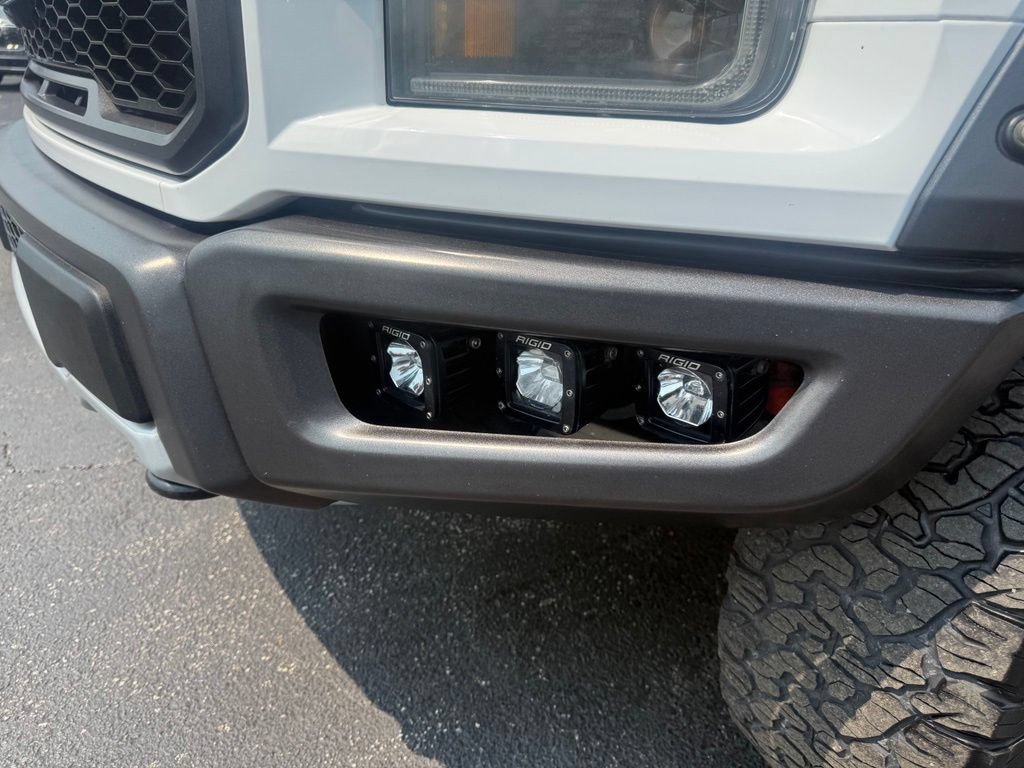 Used 2019 Ford F150 Raptor w/ Equipment Group 802A Luxury AWD/4WD image 14