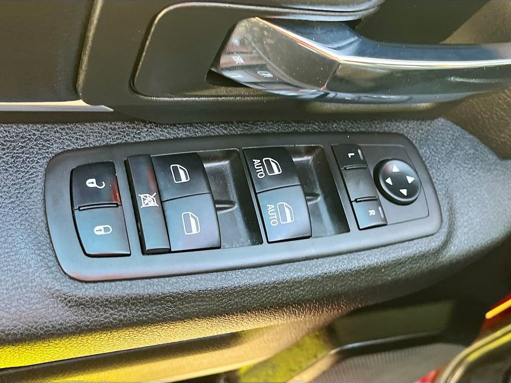 Used 2023 RAM 1500 Classic Warlock image 18