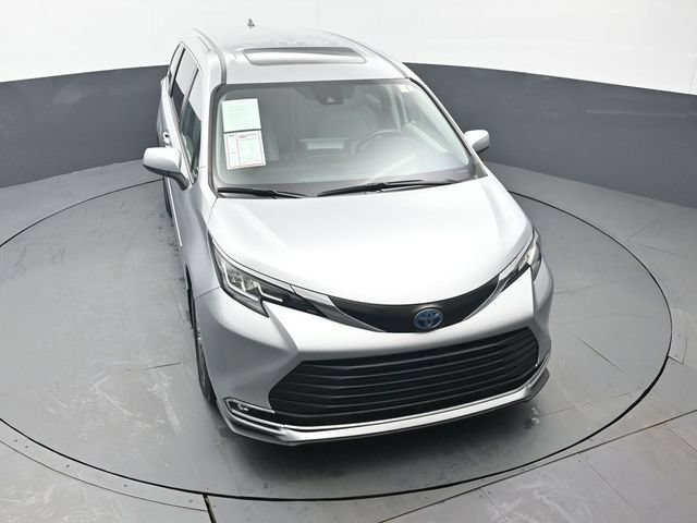 Certified 2023 Toyota Sienna XLE w/ Protection Package (TMS) FWD image 48
