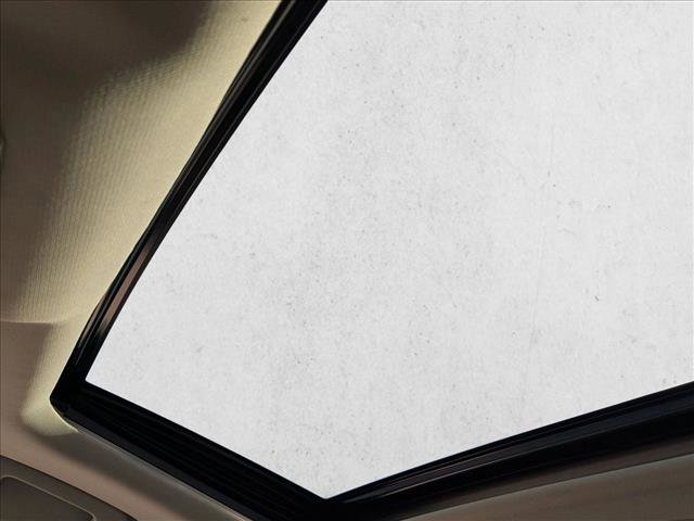 Used 2020 Toyota Highlander XLE image 20