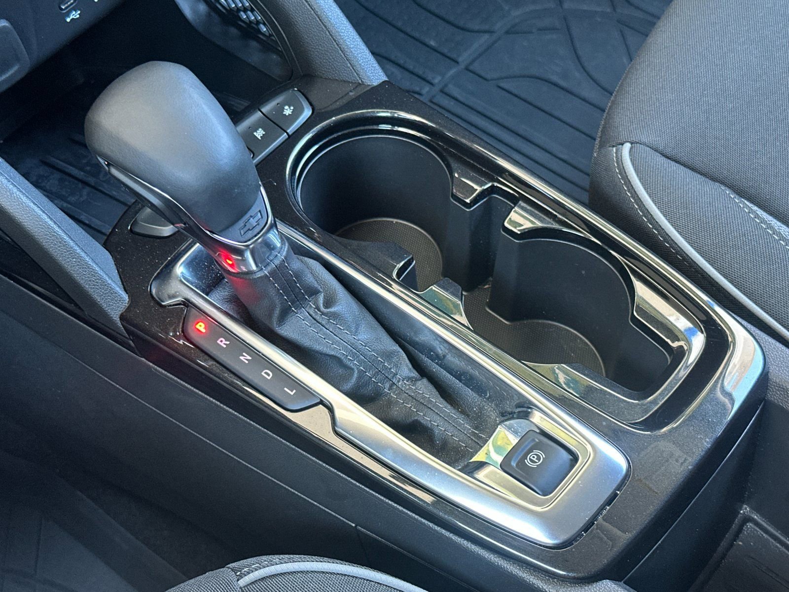 Used 2024 Chevrolet TrailBlazer LT w/ LT Cold Weather Package image 23