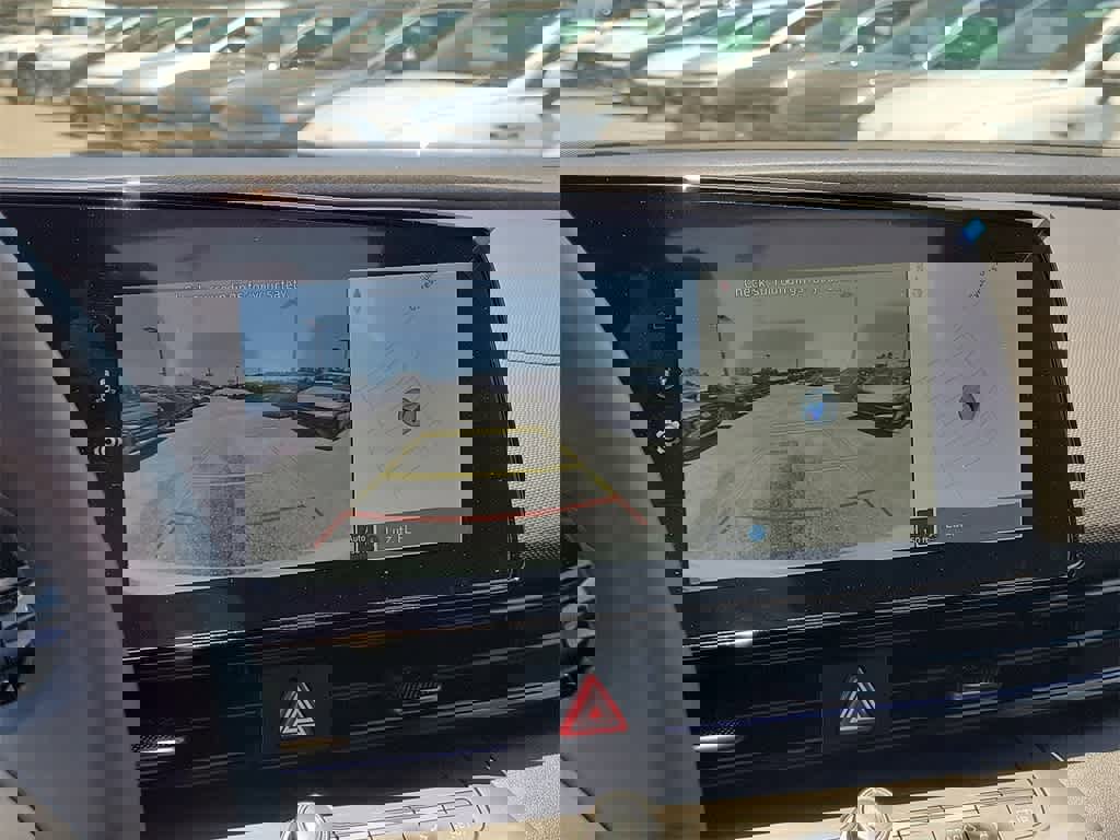 New 2025 Hyundai Elantra SEL image 27