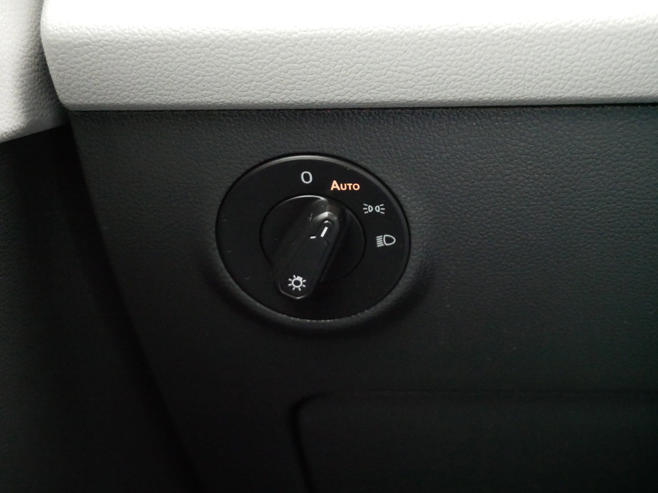 Certified 2024 Volkswagen Taos S AWD/4WD image 27