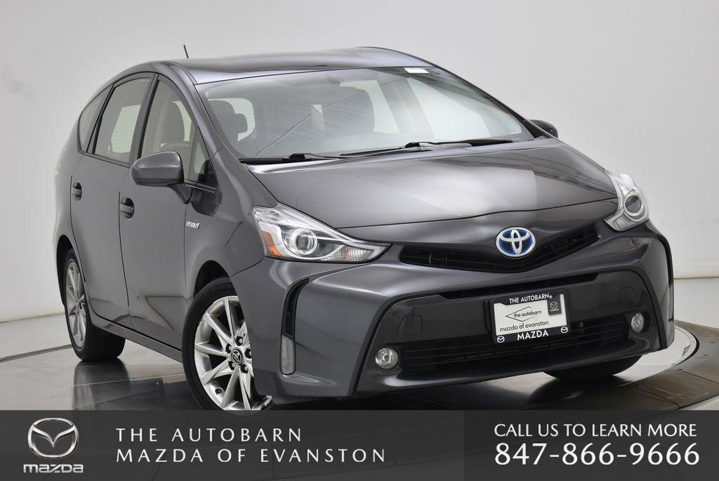 Used 2016 Toyota Prius V Five image 1