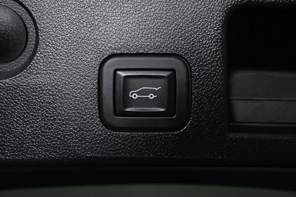 Used 2026 Chevrolet Equinox ACTIV w/ Safety and Technology Package AWD/4WD image 26