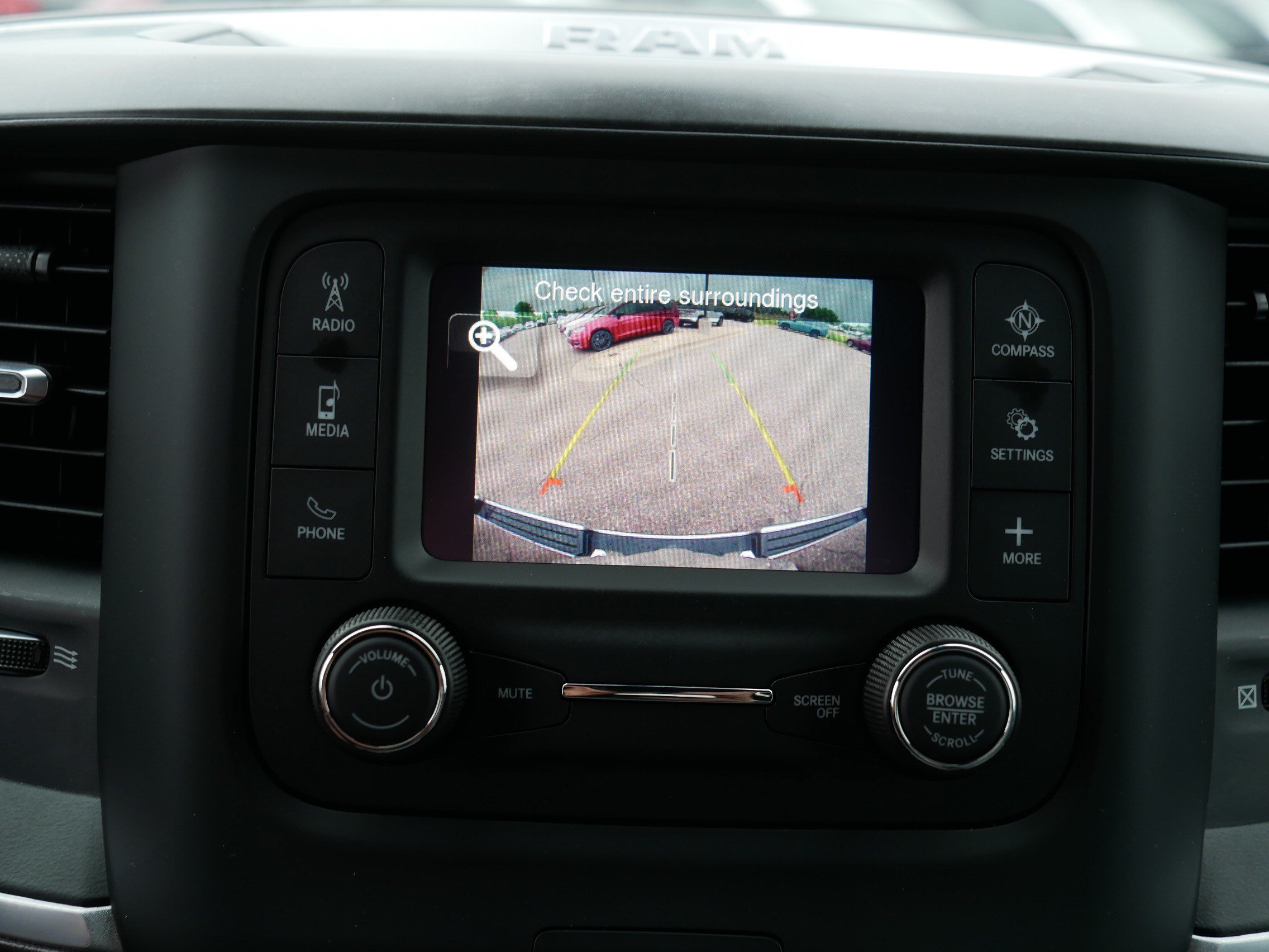 Used 2022 RAM 1500 Big Horn AWD/4WD image 27