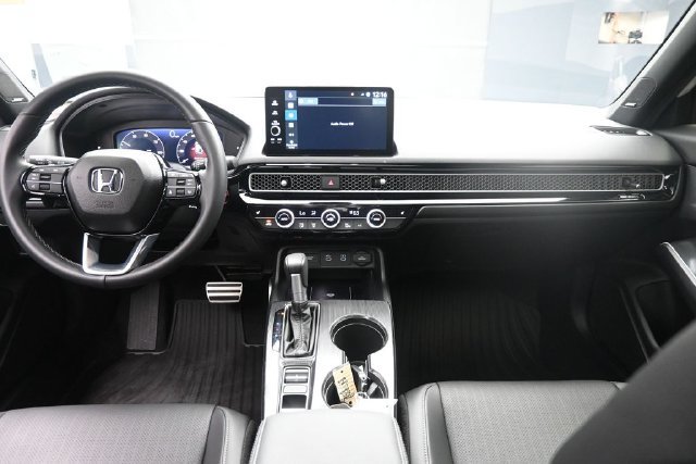 Used 2025 Honda Civic Sport Touring image 9