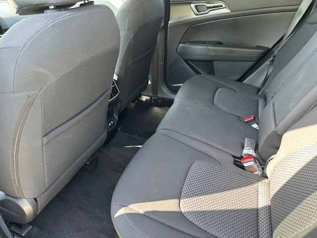 New 2026 Kia Sportage LX w/ LX Convenience Package FWD image 15