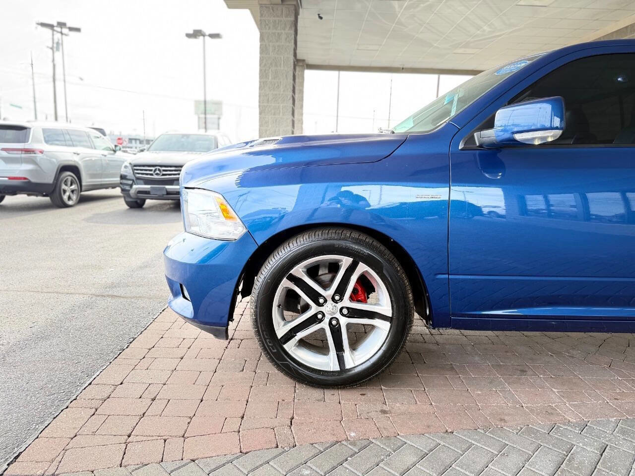 Used 2011 RAM 1500 R/T image 5