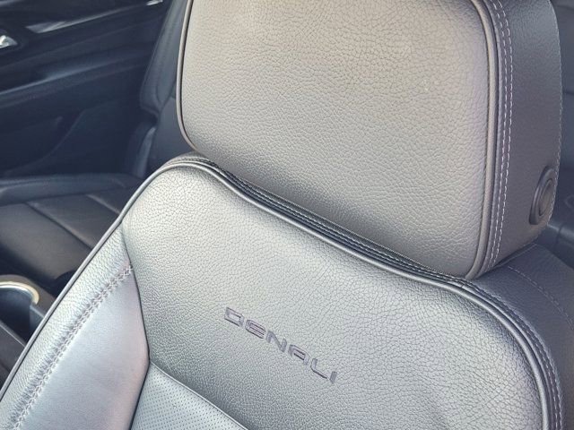 Used 2024 GMC Yukon Denali image 20