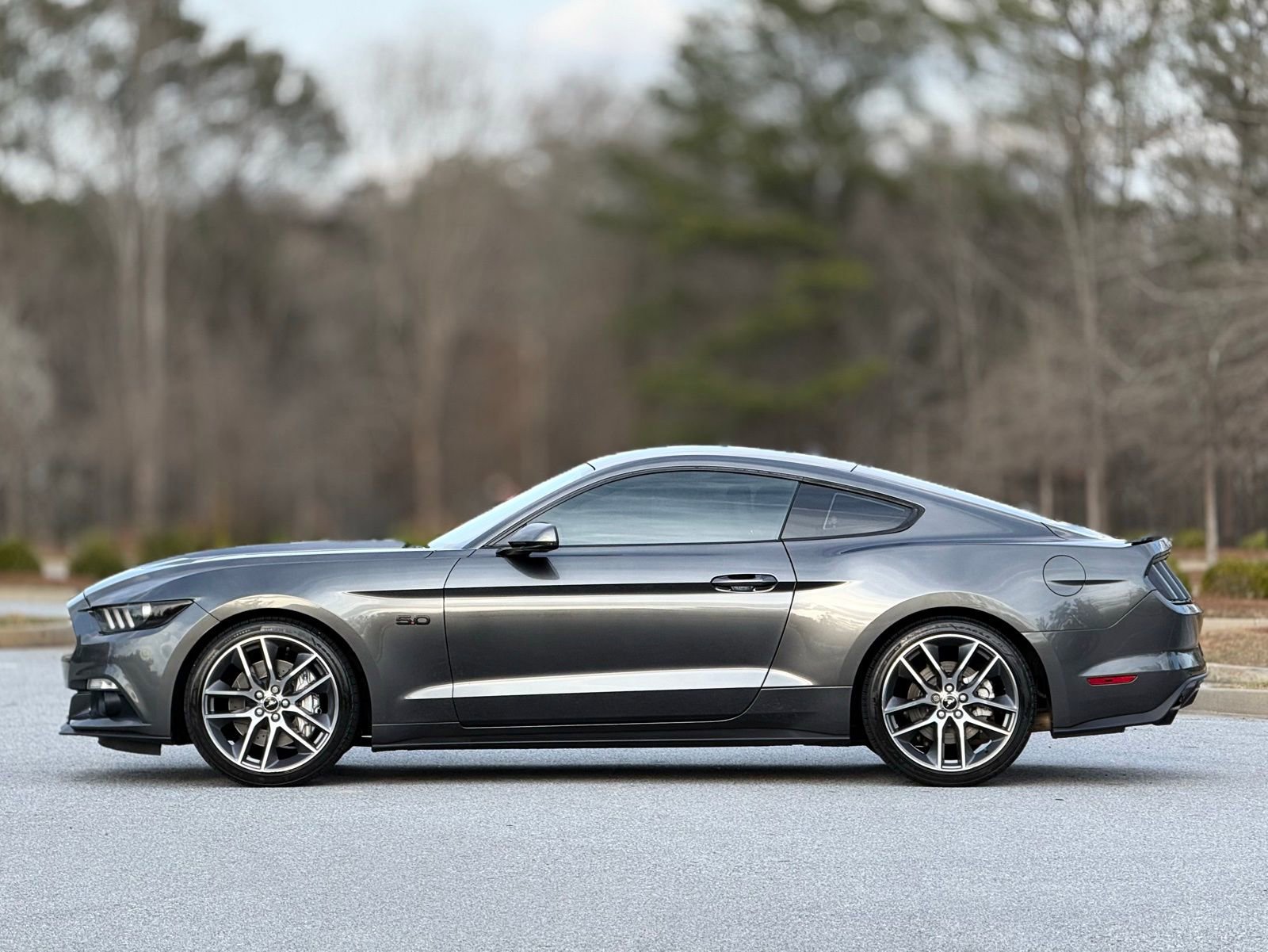 Used 2017 Ford Mustang GT Premium w/ Equipment Group 401A image 8