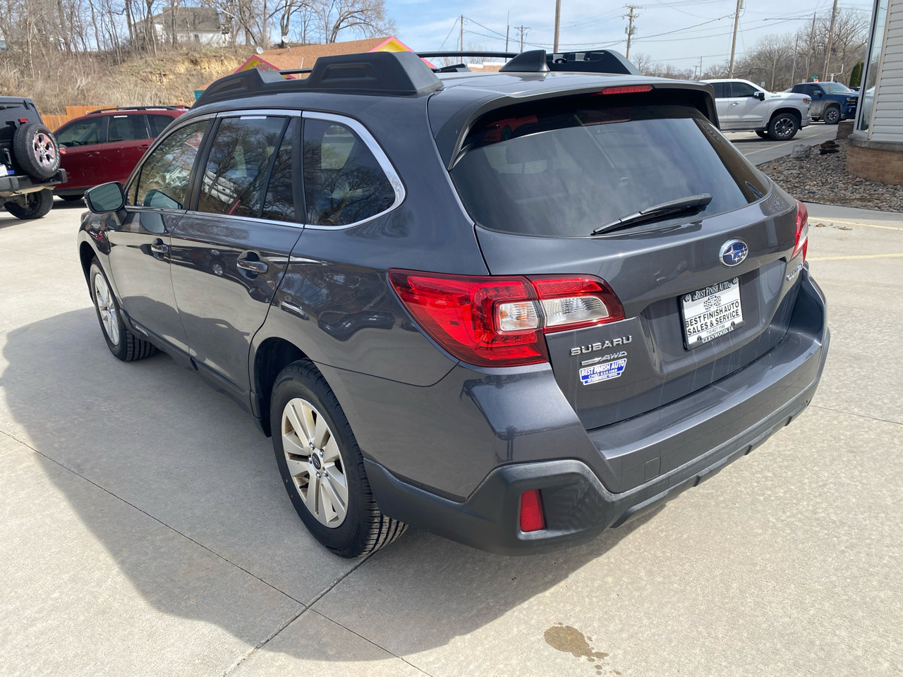 Used 2018 Subaru Outback 2.5i Premium image 8