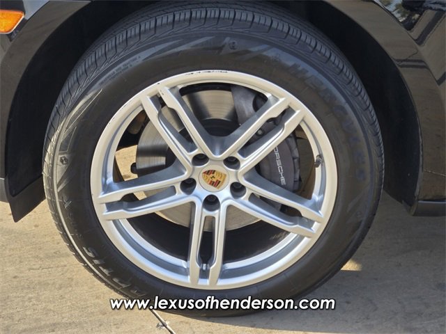 Used 2021 Porsche Macan image 9