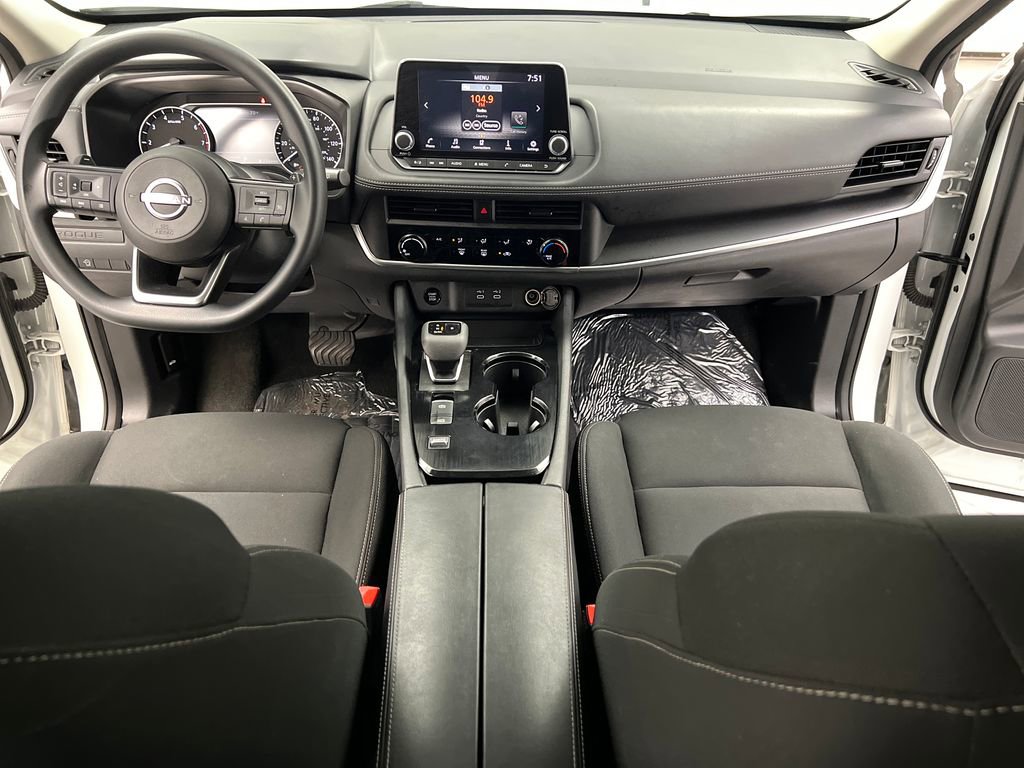 Used 2024 Nissan Rogue S FWD image 34