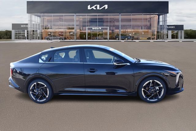 New 2025 Kia K4 GT-Line w/ GT-Line Sunroof Package image 2