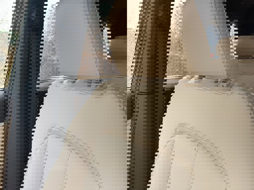 New 2026 Jeep Grand Cherokee Limited w/ Limited Altitude Package image 22