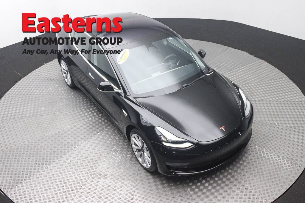 Used 2018 Tesla Model 3 Mid Range RWD image 3