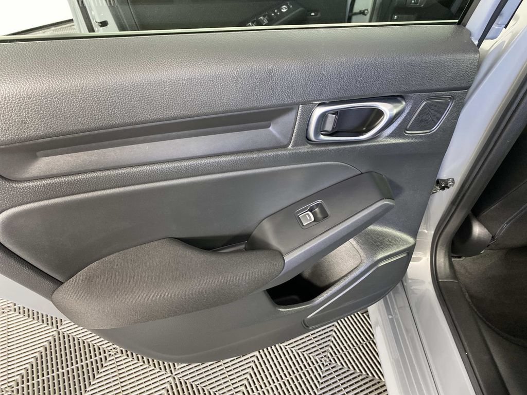 Used 2025 Honda Civic Sport image 24