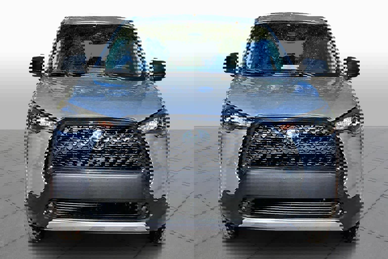 Used 2023 Toyota Corolla Cross L image 4