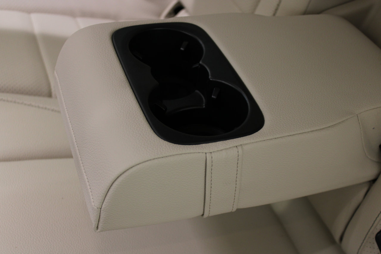 Used 2020 Mercedes-Benz GLE 350 w/ Premium Package image 40