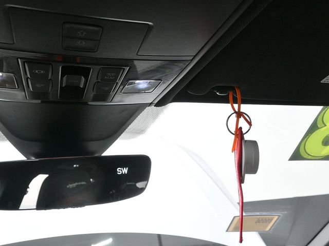 Used 2023 Volkswagen Tiguan SE R-Line AWD/4WD image 33