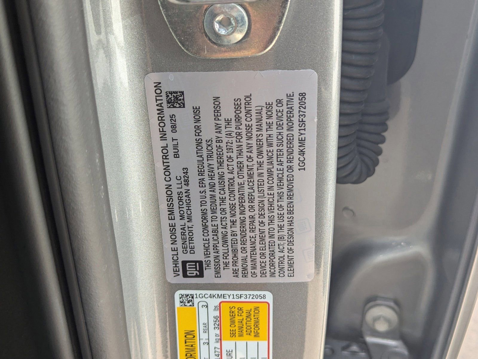 Used 2025 Chevrolet Silverado 2500 Custom w/ Custom Value Package image 35