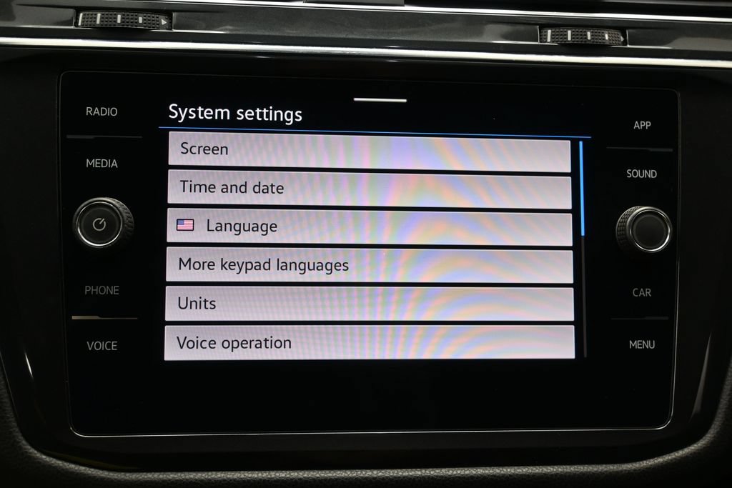 Used 2022 Volkswagen Tiguan SE R-Line FWD image 15